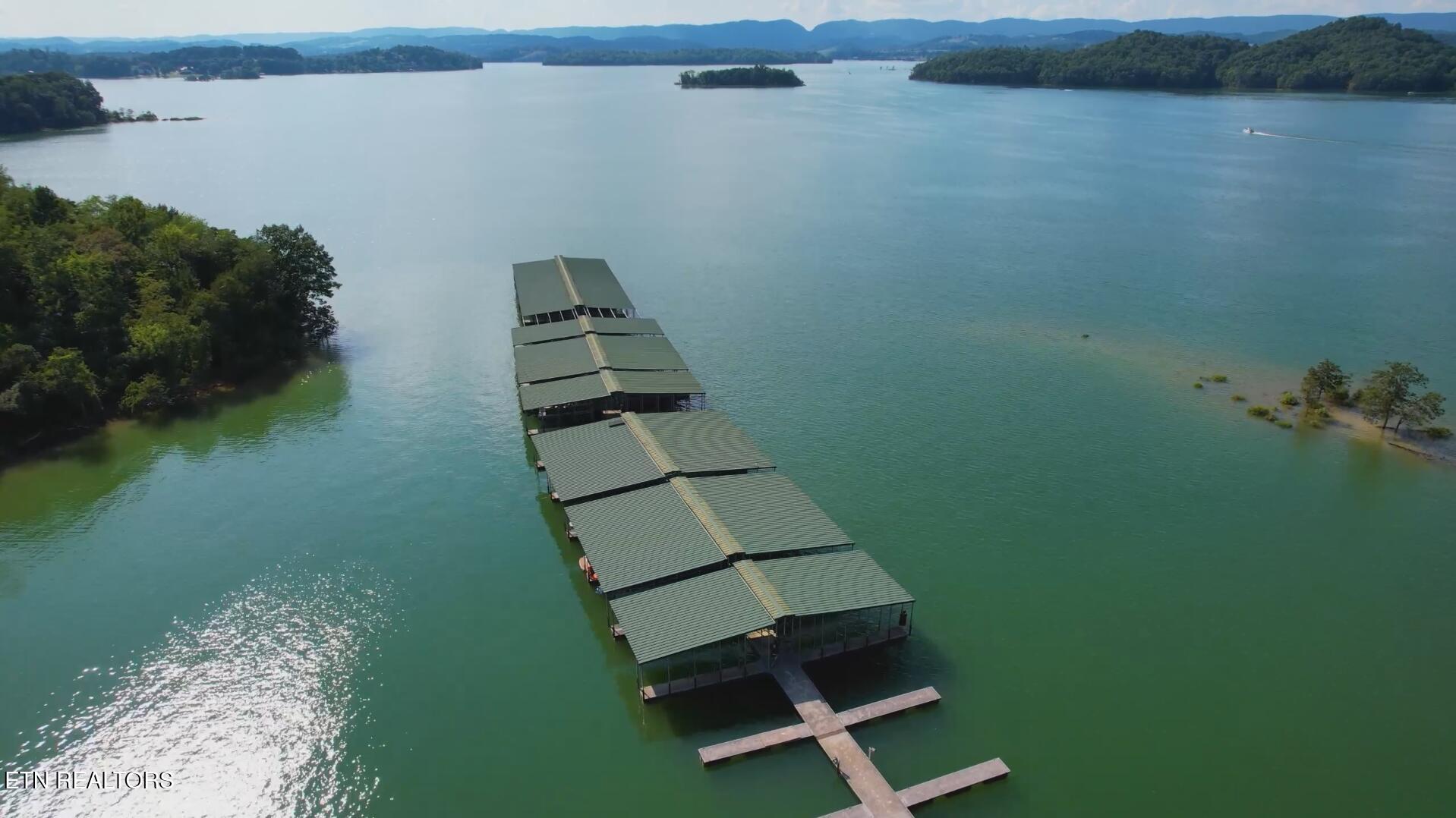 2408 Starboard Crest Road Morristown, TN 37814 - Photo 10 of 16 2408 Starboard Crest