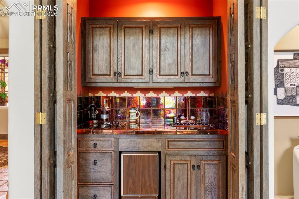 53 Upland Road Colorado Springs, CO 80906 - Photo 7 of 48