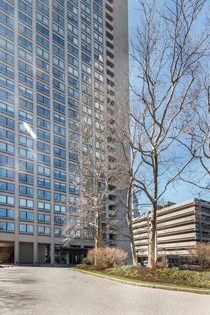 65 East India Row, Unit 9C Boston, MA 02110 - Photo 3 of 14