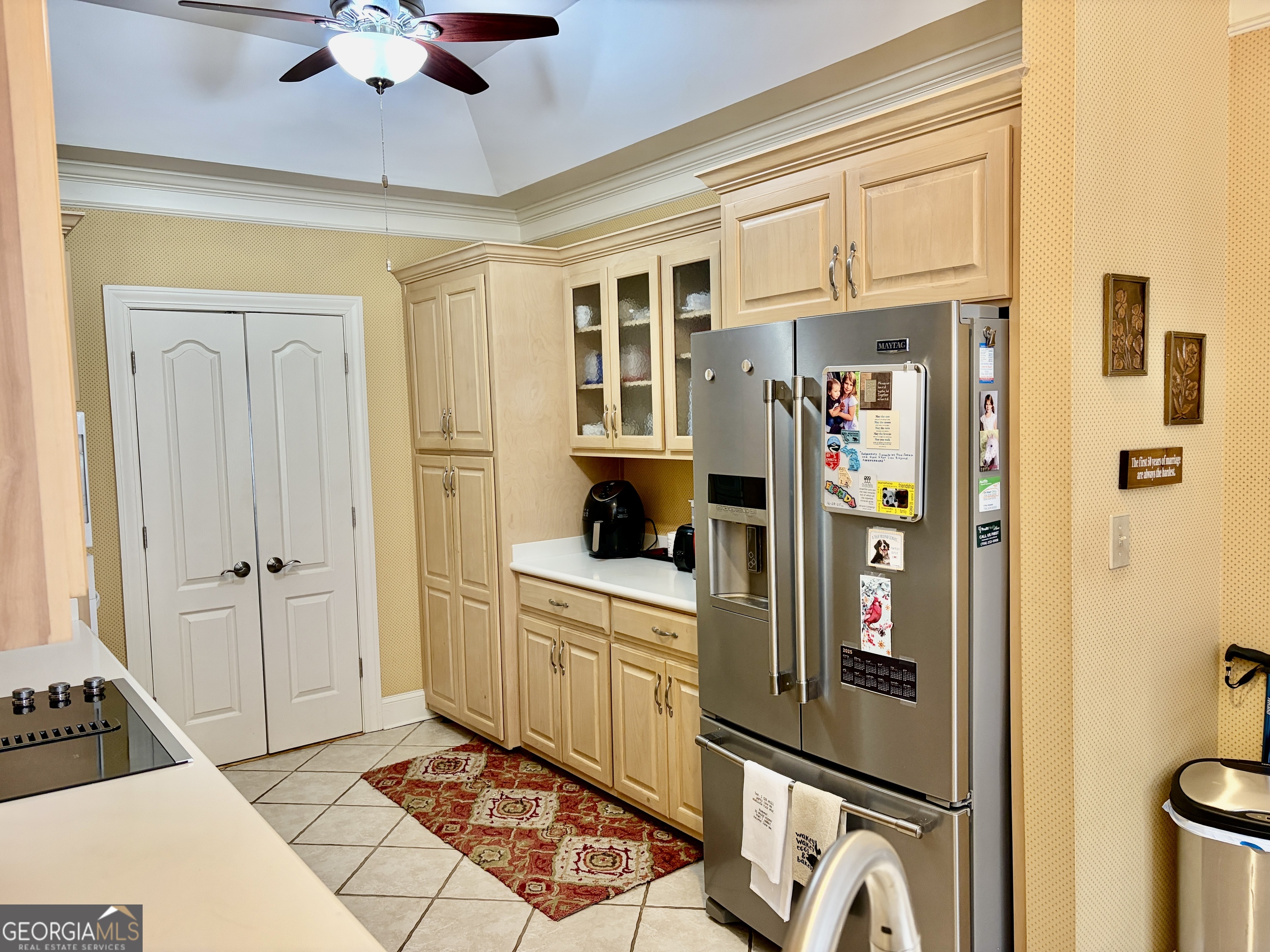 14 Saddlebrook Drive Rome, GA 30161 - Photo 28 of 29 a kitchen with stainless steel appliances a refrigerator and a stove