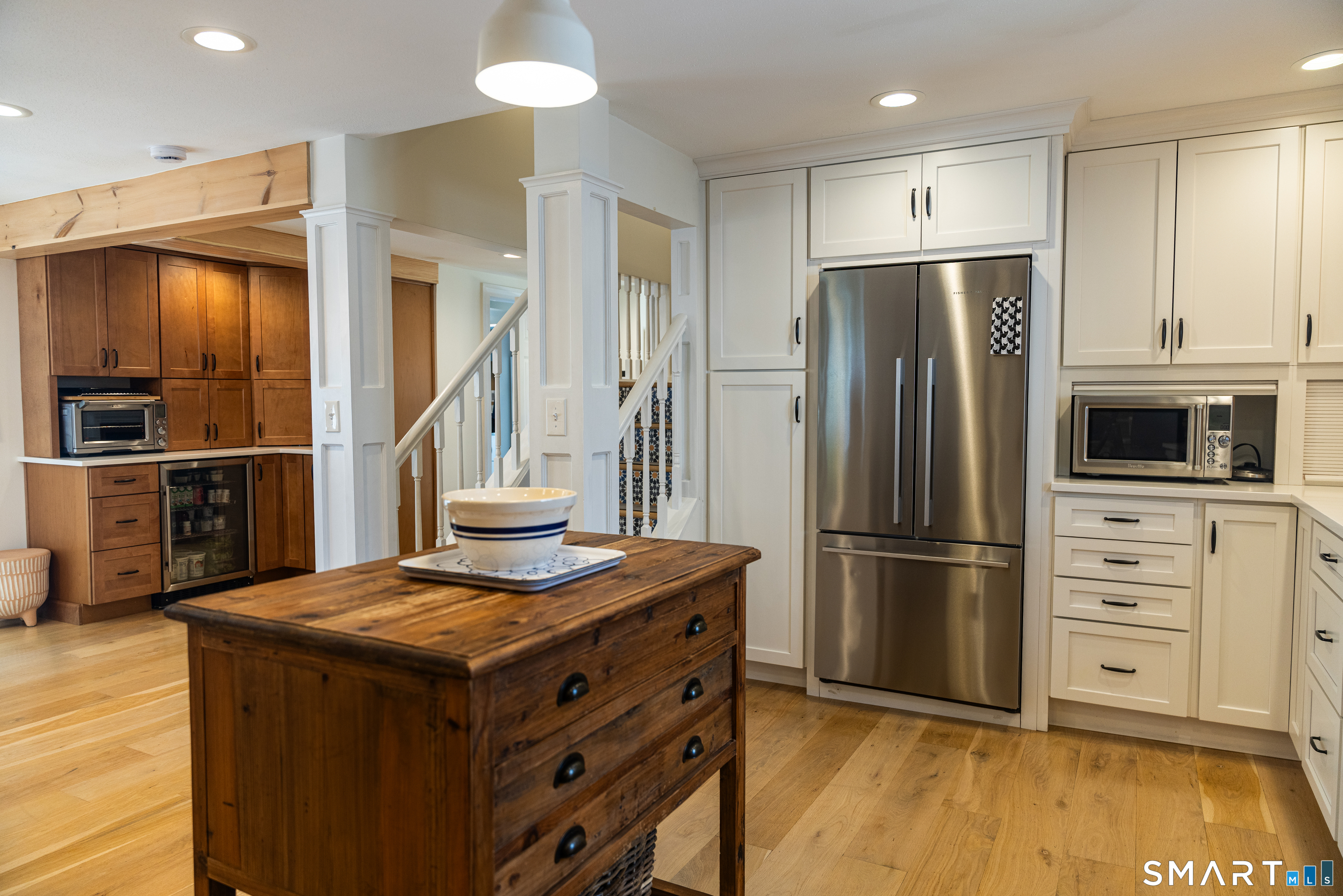18 Waverly Road Branford, CT 06405 - Photo 4 of 40