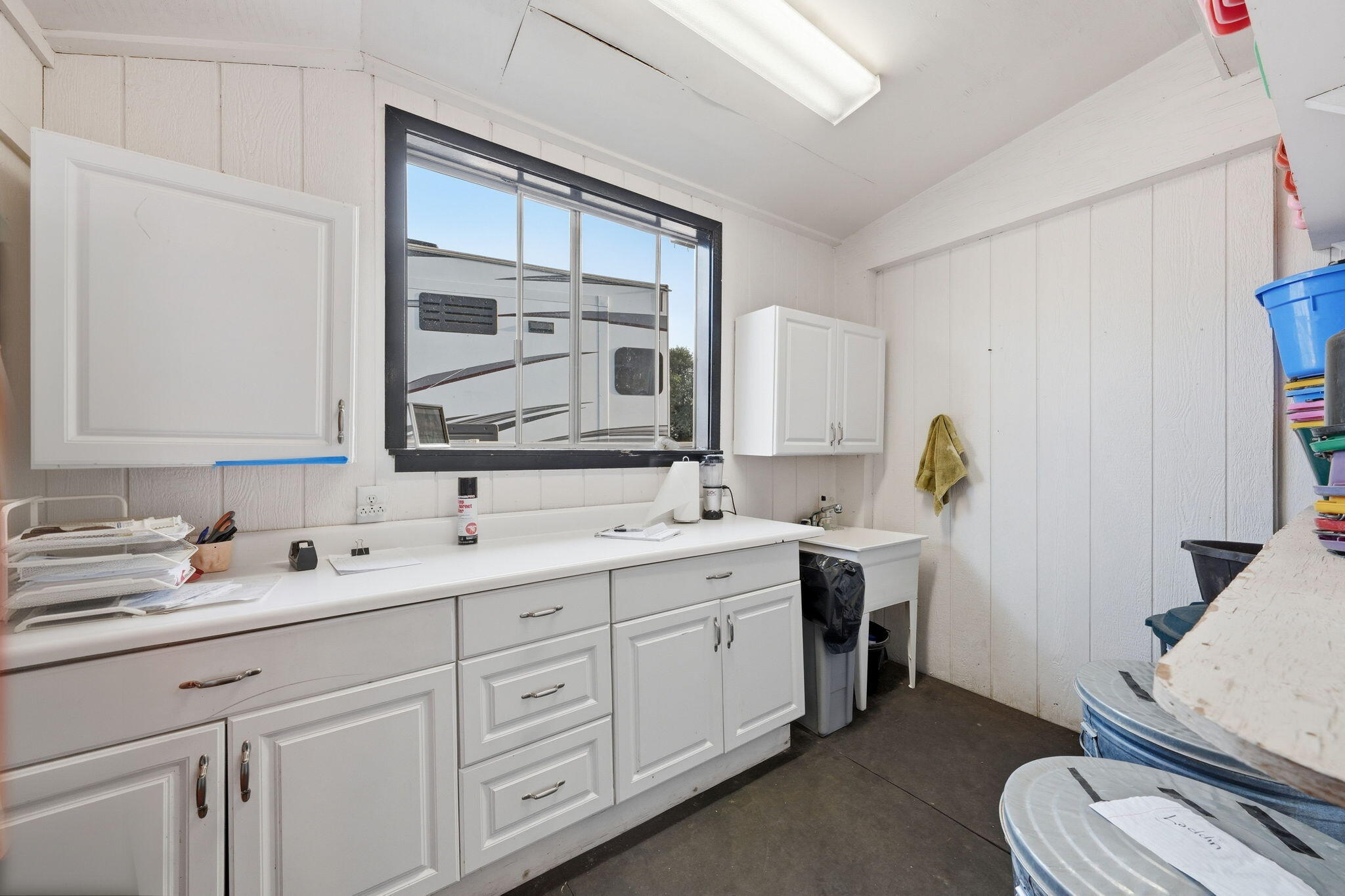 5521 Churn Creek Road Redding, CA 96002 - Photo 27 of 44 Horse Stable
