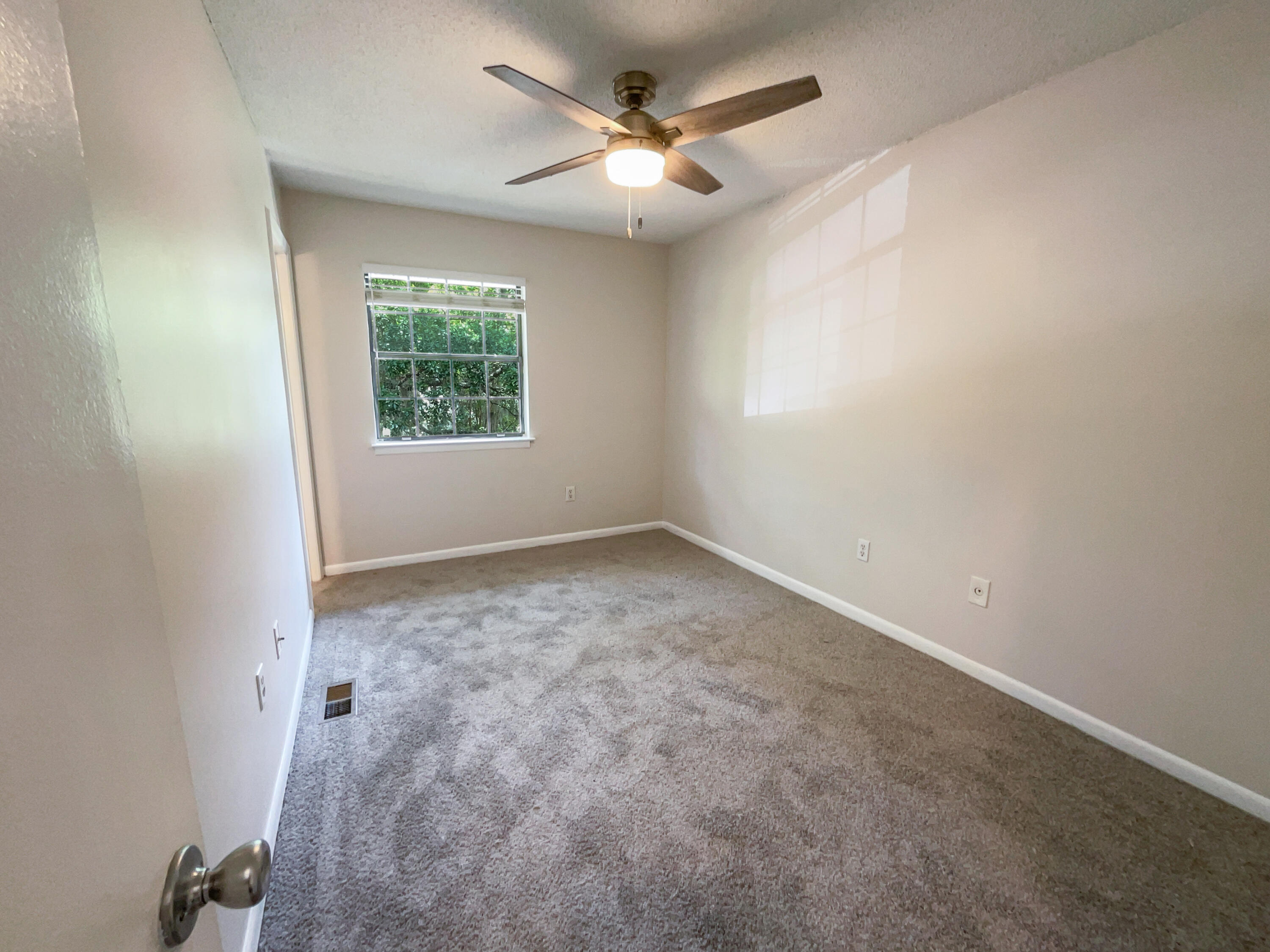 2362 Parsonage Road, Unit 10D Charleston, SC 29414 - Photo 3 of 17 listing_2