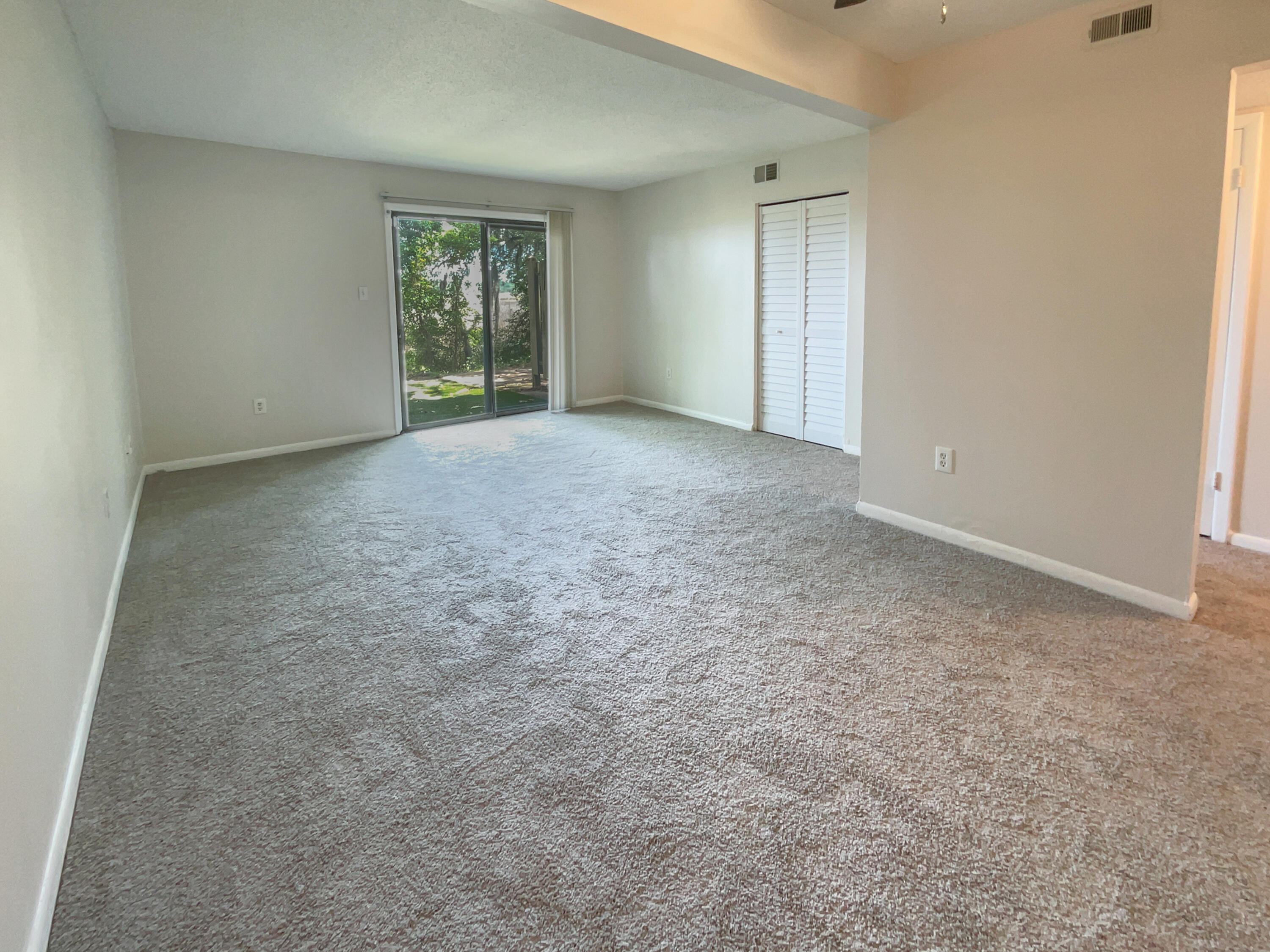 2362 Parsonage Road, Unit 10D Charleston, SC 29414 - Photo 4 of 17 listing_3