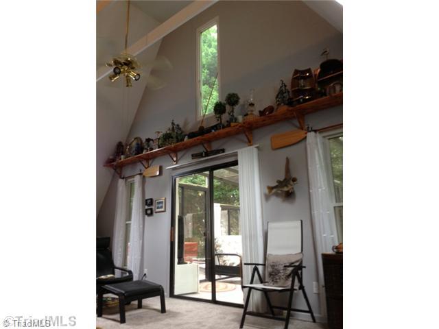 258 James Road Clemmons, NC 27012 - Photo 3 of 16 Den/Family/Great Room.