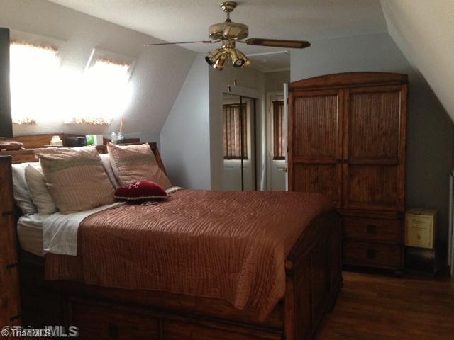 258 James Road Clemmons, NC 27012 - Photo 7 of 16 Master Bedroom.