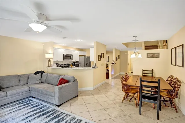 $3,100 | 21376 Pagosa Court, Boca Raton, FL 33431