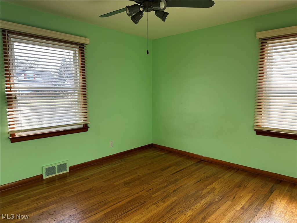 1358 Haverston Road Lyndhurst, OH 44124 - Photo 13 of 20