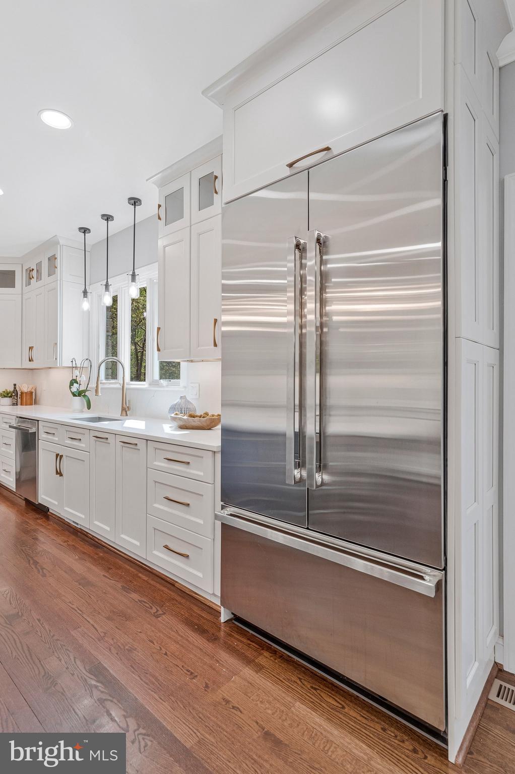 8611 Brook Road McLean, VA 22102 - Photo 27 of 104 JennAir top of the line appliances