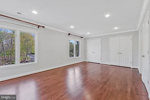 $2,400,000 | 8611 Brook Road, McLean, VA 22102