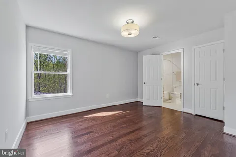 $2,400,000 | 8611 Brook Road, McLean, VA 22102