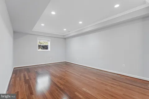 $2,400,000 | 8611 Brook Road, McLean, VA 22102