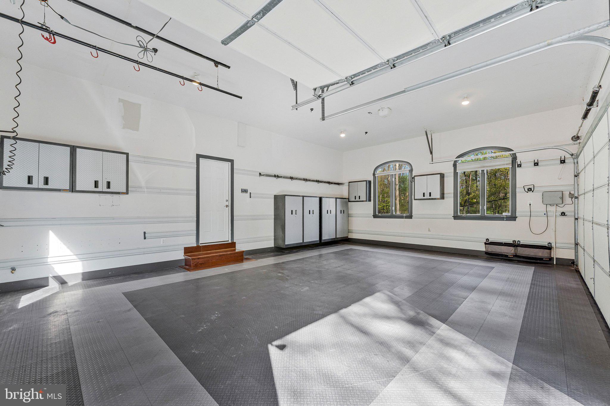 8611 Brook Road McLean, VA 22102 - Photo 89 of 104 Gladiator organizational system