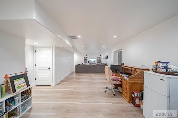 $530,000 | 4307 East Marlin Avenue, Idaho Falls, ID 83401