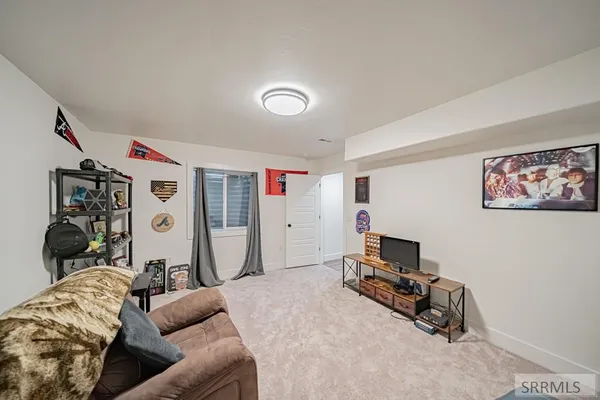 $530,000 | 4307 East Marlin Avenue, Idaho Falls, ID 83401