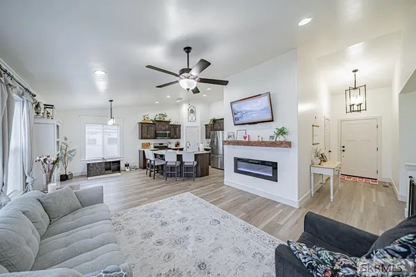 $530,000 | 4307 East Marlin Avenue, Idaho Falls, ID 83401