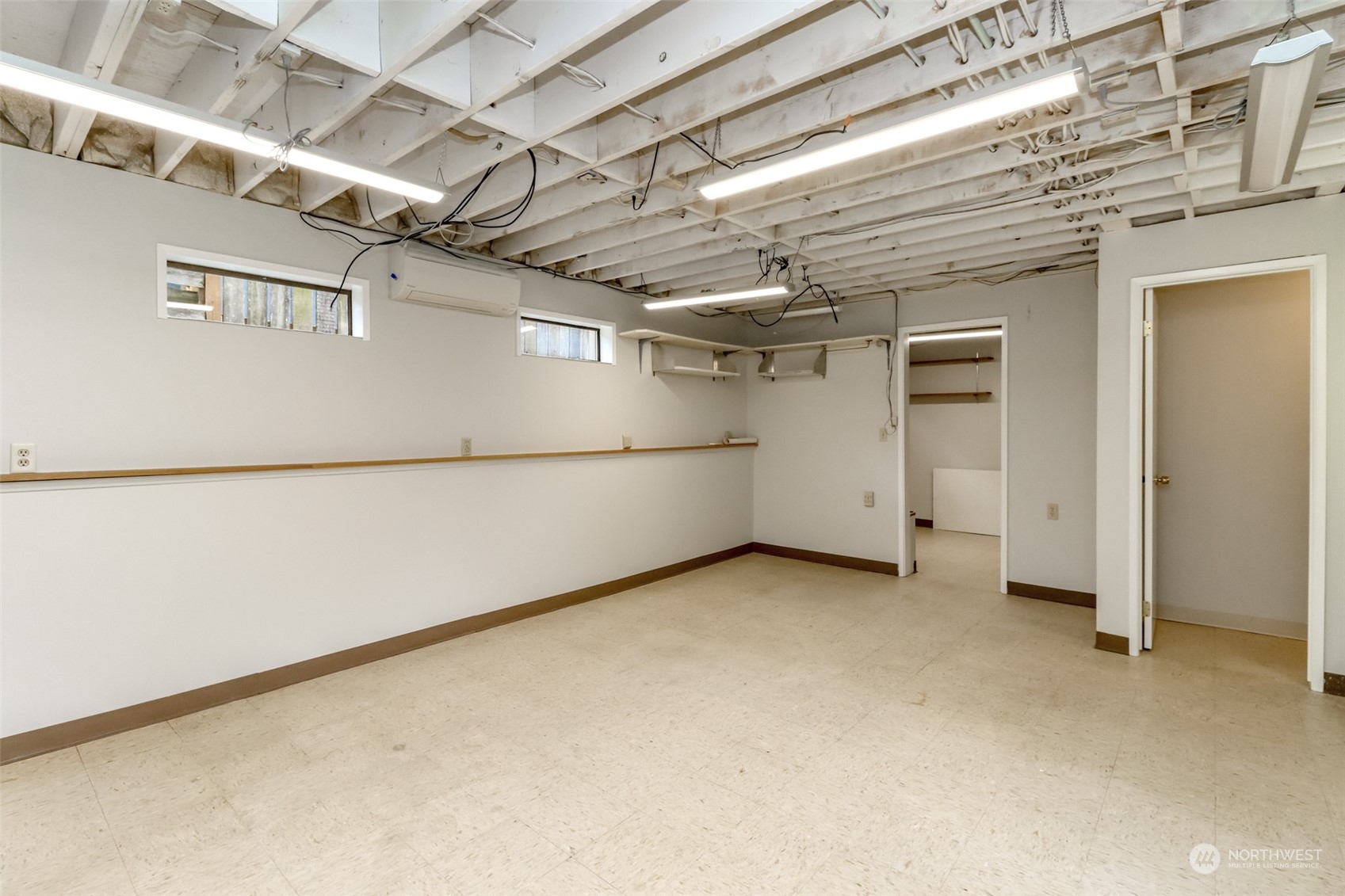 14229 143rd Avenue Southeast Renton, WA 98059 - Photo 35 of 40 Gallery Image 35
