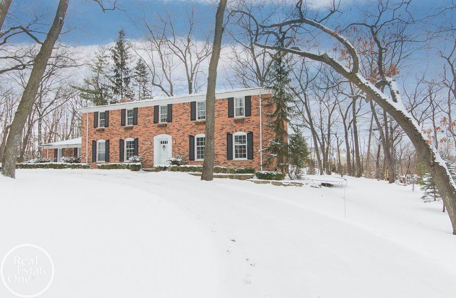 695 Apple Hill Lane Rochester Hills, MI 48306 - Photo 2 of 33