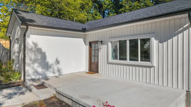 $295,000 | 2399 Sweetwater Vonore Road, Sweetwater, TN 37874