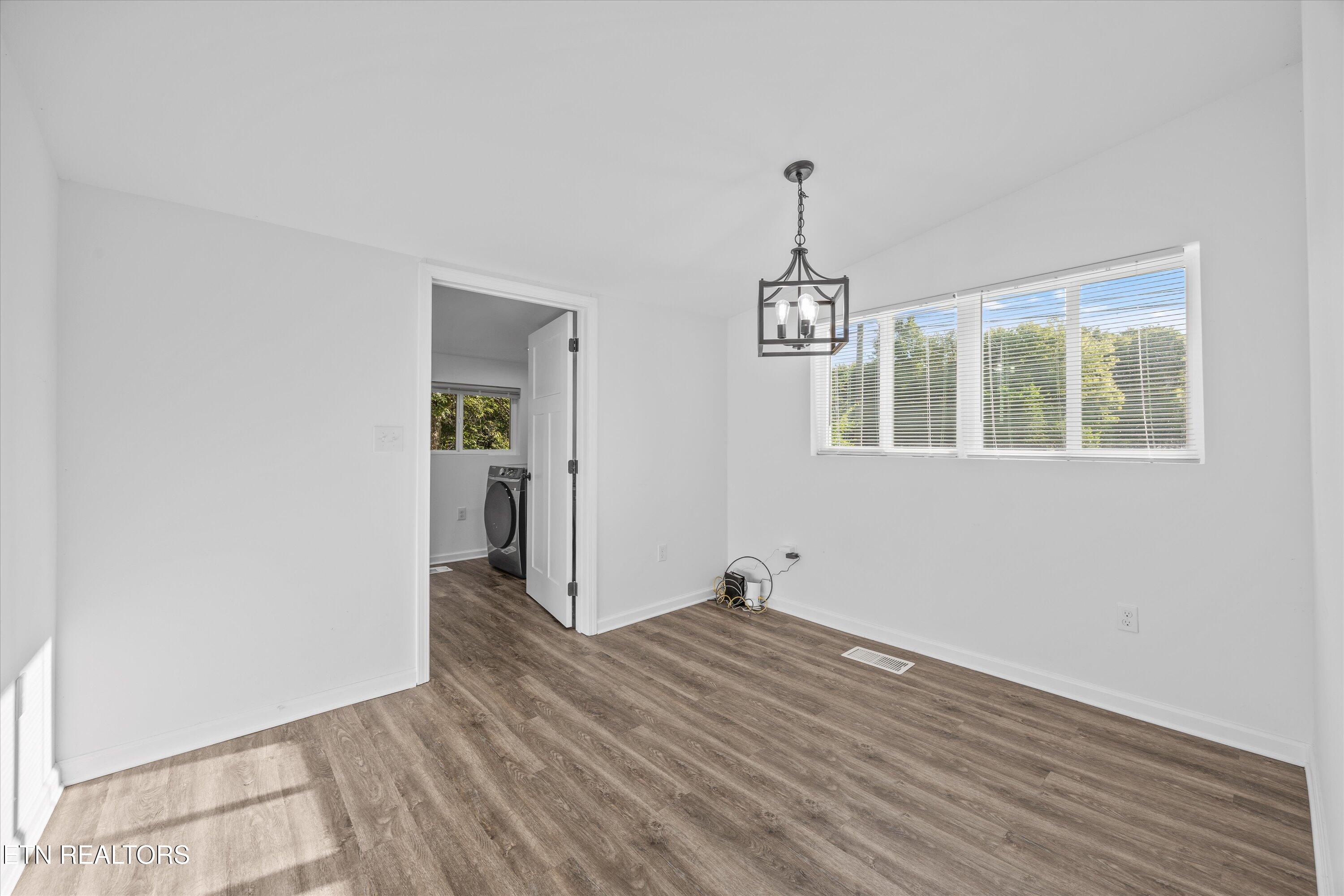 2399 Sweetwater Vonore Road Sweetwater, TN 37874 - Photo 12 of 41 Tons of Natural Light