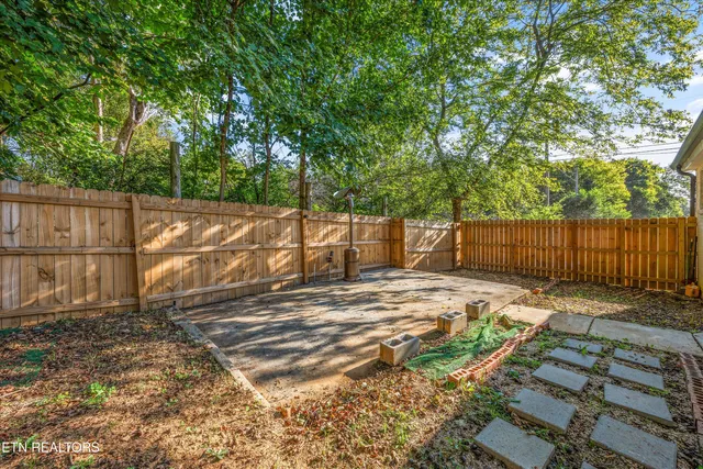 $295,000 | 2399 Sweetwater Vonore Road, Sweetwater, TN 37874