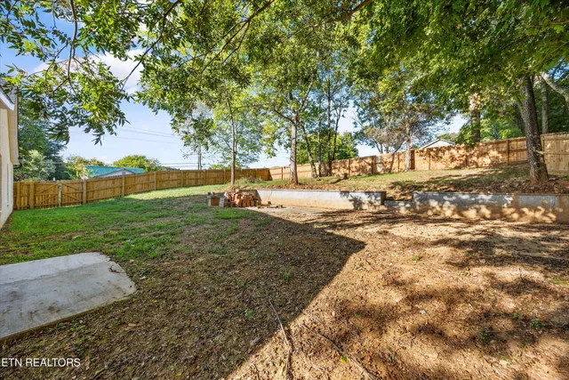 $295,000 | 2399 Sweetwater Vonore Road, Sweetwater, TN 37874