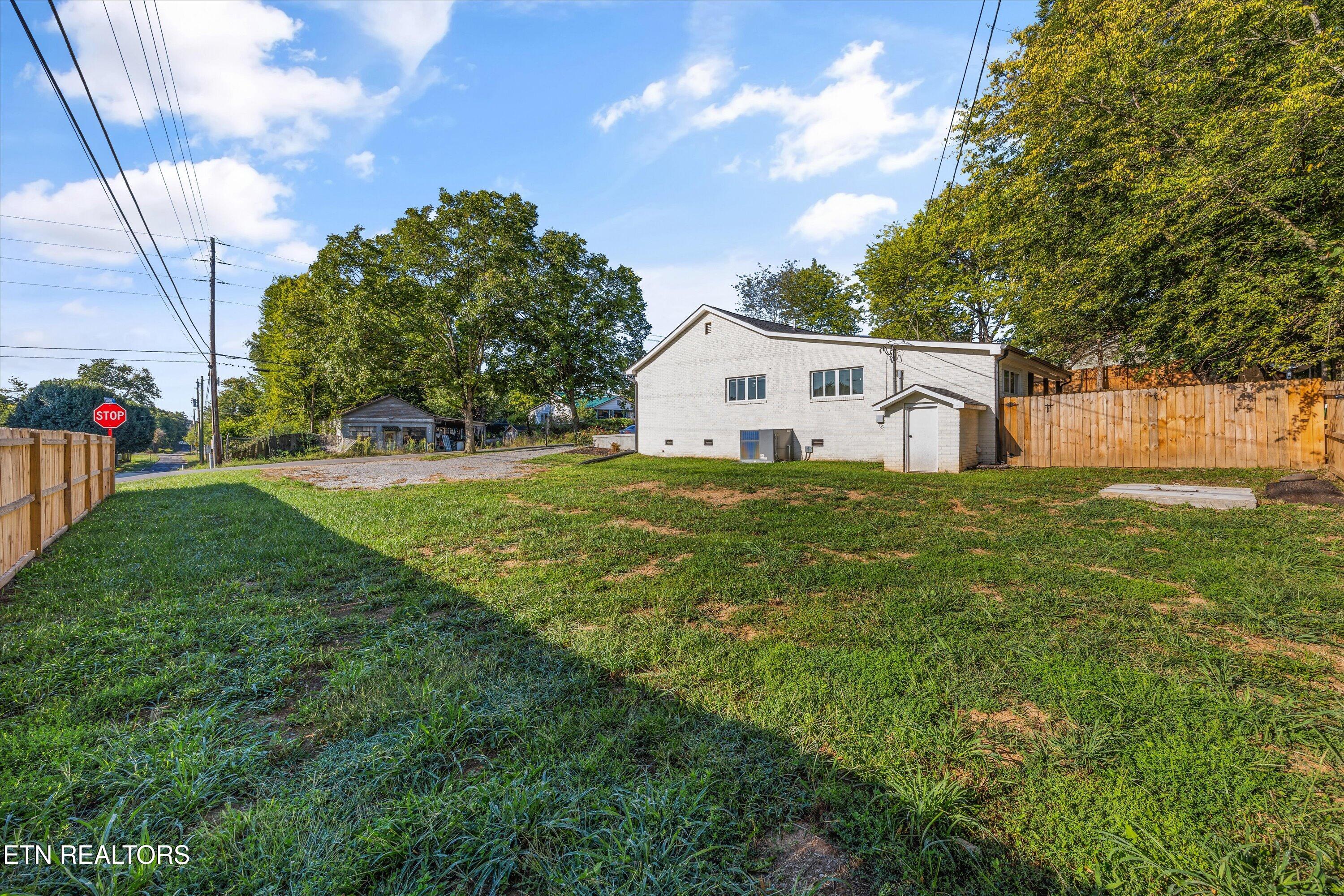 2399 Sweetwater Vonore Road Sweetwater, TN 37874 - Photo 33 of 41 35-2399 Sweetwater Vonore Rd -35