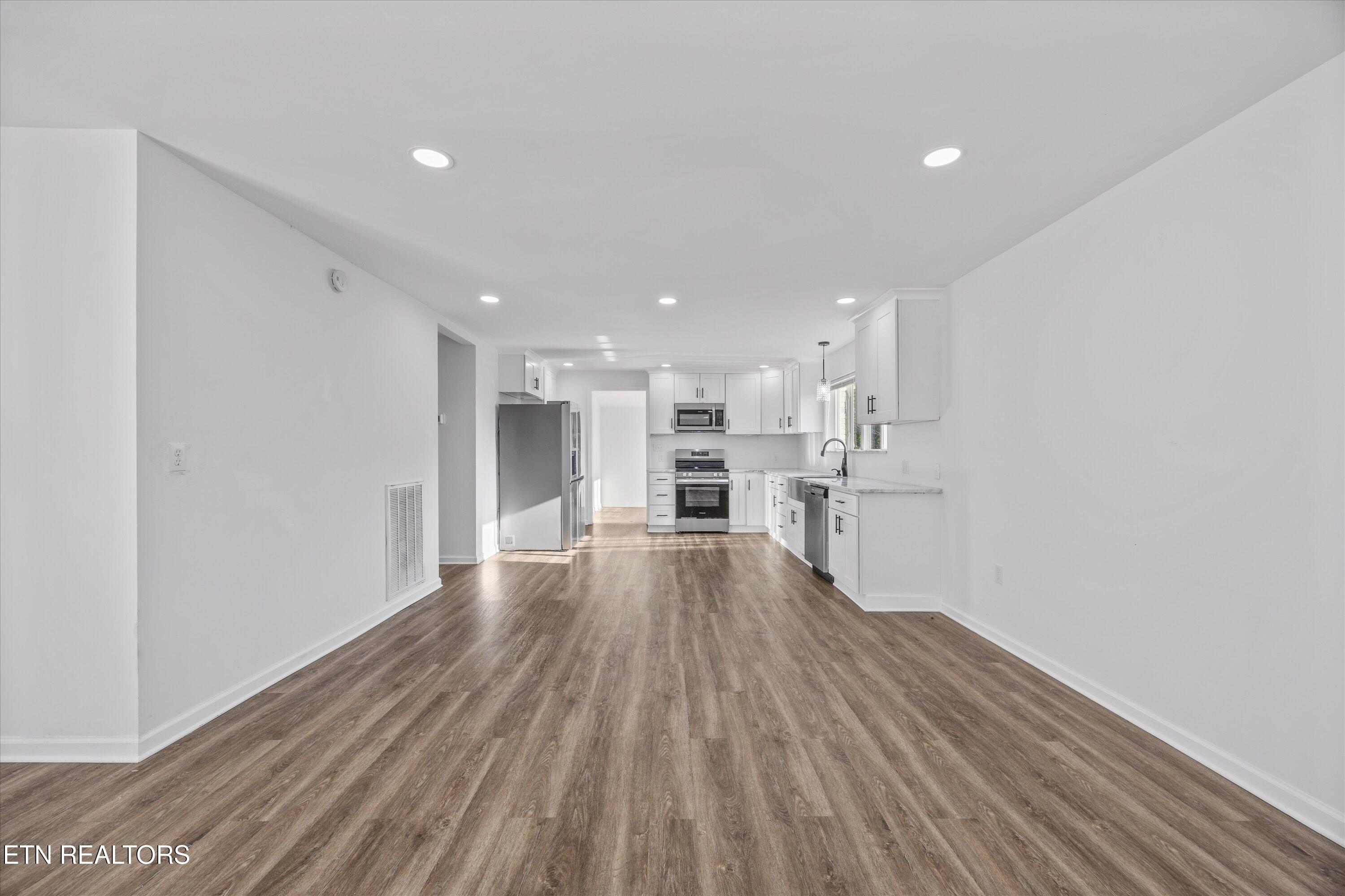 2399 Sweetwater Vonore Road Sweetwater, TN 37874 - Photo 5 of 41 New flooring installed throughout