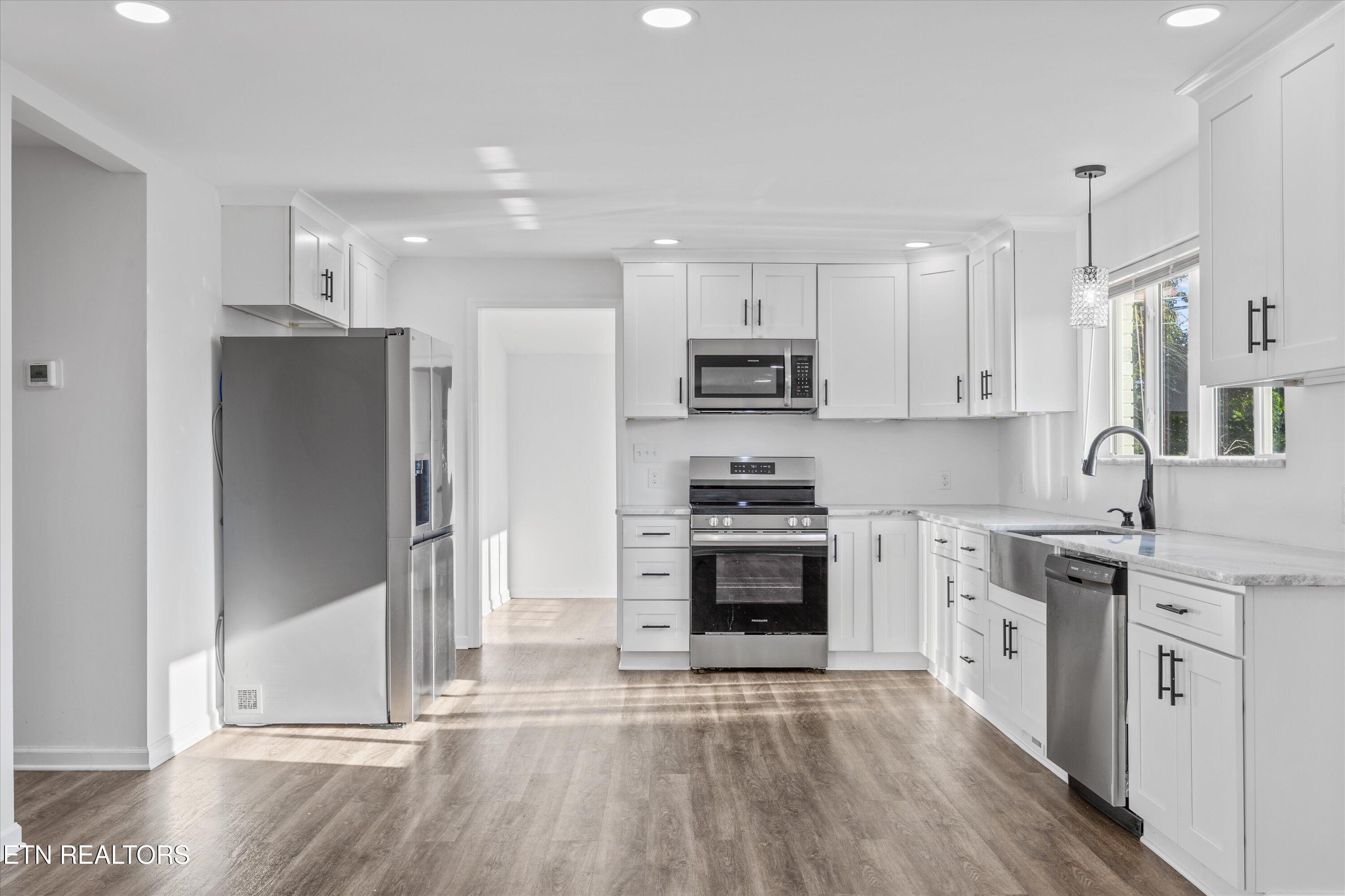 2399 Sweetwater Vonore Road Sweetwater, TN 37874 - Photo 10 of 41 15-2399 Sweetwater Vonore Rd -12