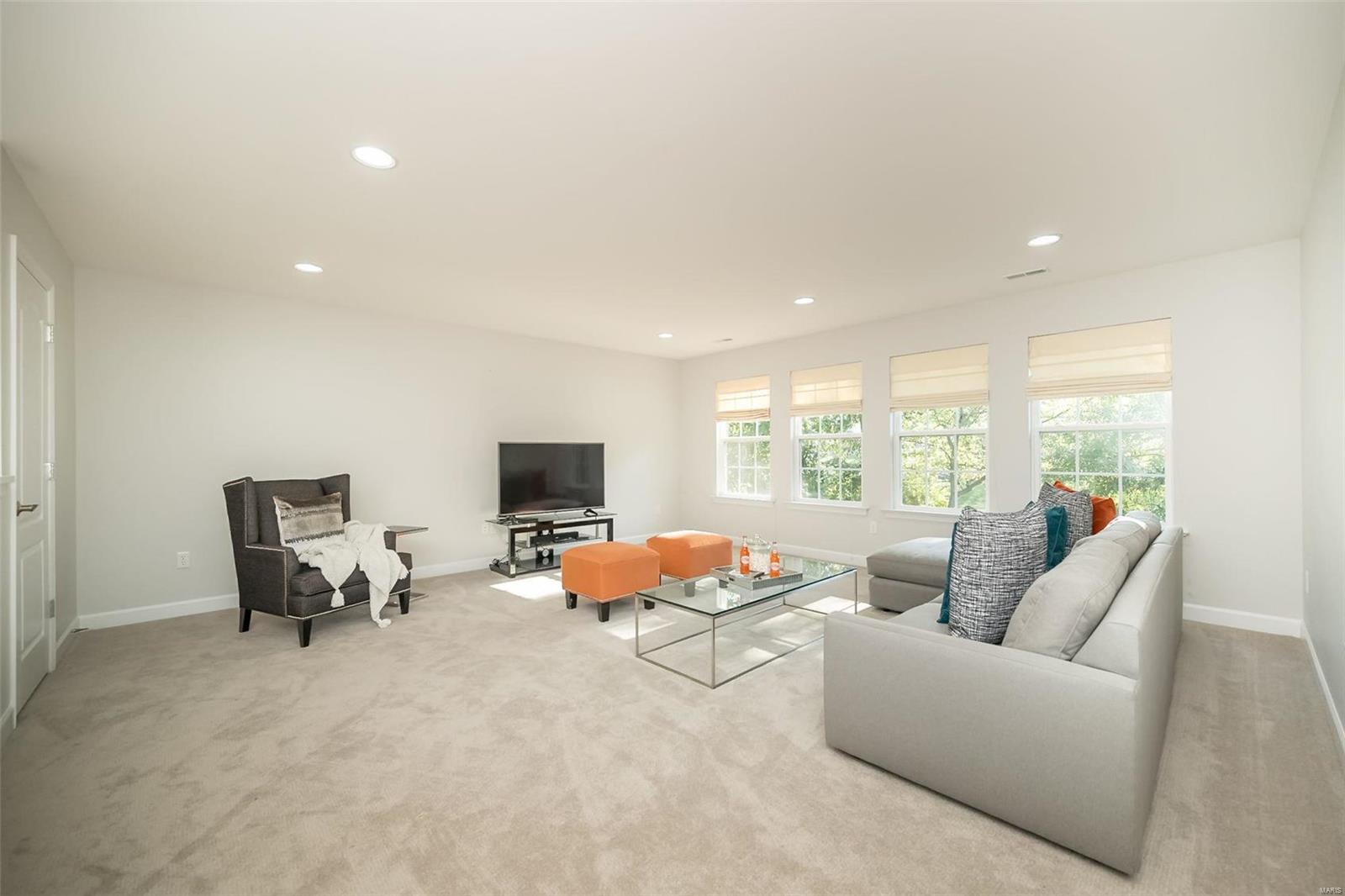 2712 Brook Hill Lane St. Charles, MO 63303 - Photo 33 of 43