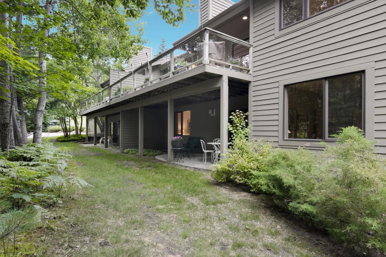 6252 Red Fox Run Traverse City, MI 49686 - Photo 18 of 28 1924159-4b2ed060-f4f3-4481-b699-54ae7b0baf5c.JPG