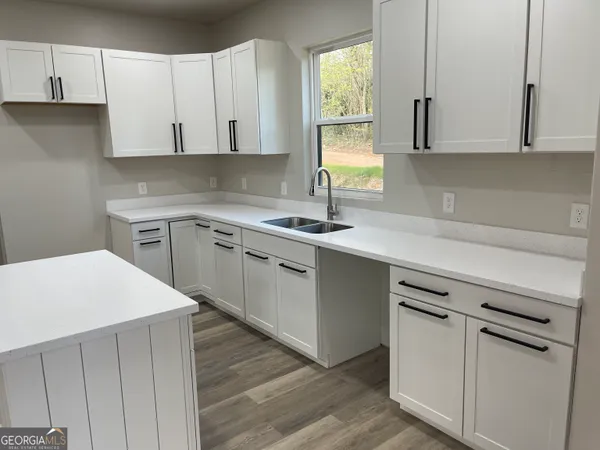 $234,900 | 1026 North 6th Avenue, Lanett, AL 36863