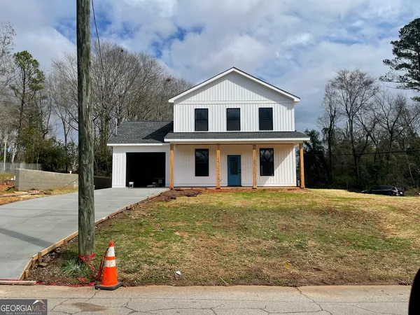 $239,900 | 1026 North 6th Avenue, Lanett, AL 36863