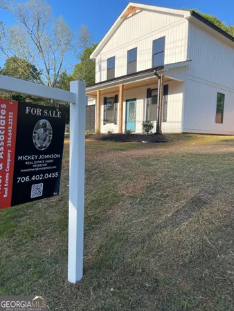 $234,900 | 1026 North 6th Avenue, Lanett, AL 36863