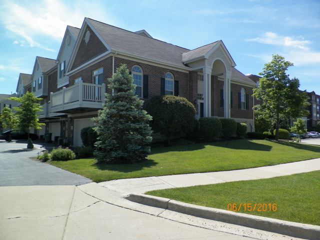479 Prestwick Lane Wheeling, IL 60090 - Photo 1 of 15