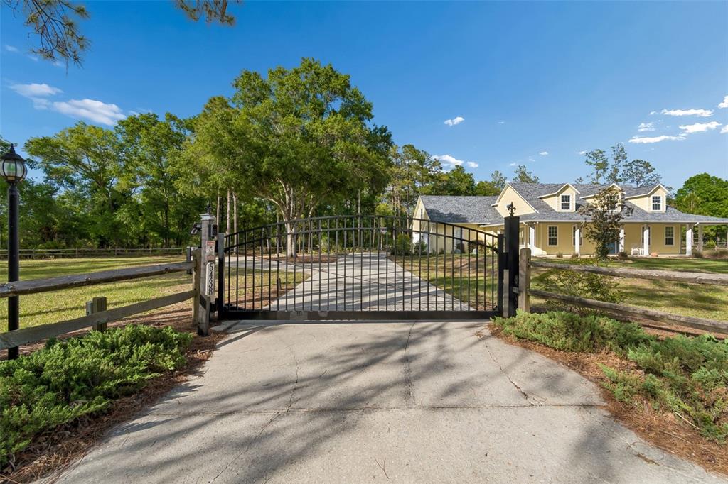 5438 Drexel Road Land O' Lakes, FL 34638 - Photo 2 of 72