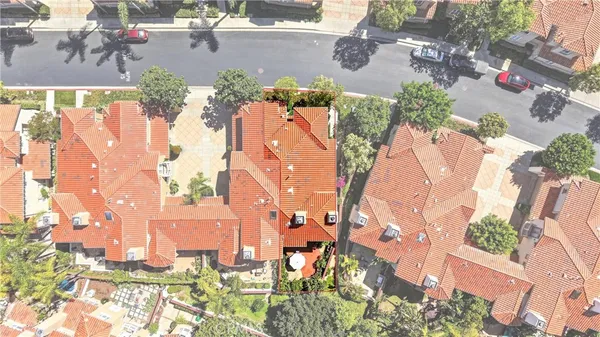 $1,649,000 | 2531 Aquasanta, Tustin, CA 92782