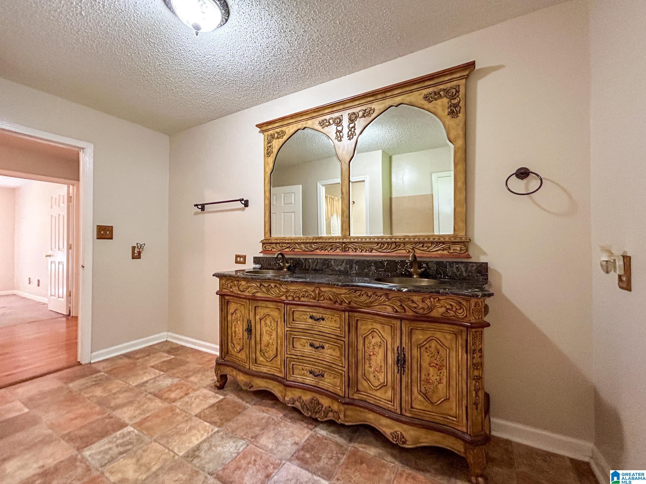 281 Stephenson Road Jasper, AL 35503 - Photo 6 of 27