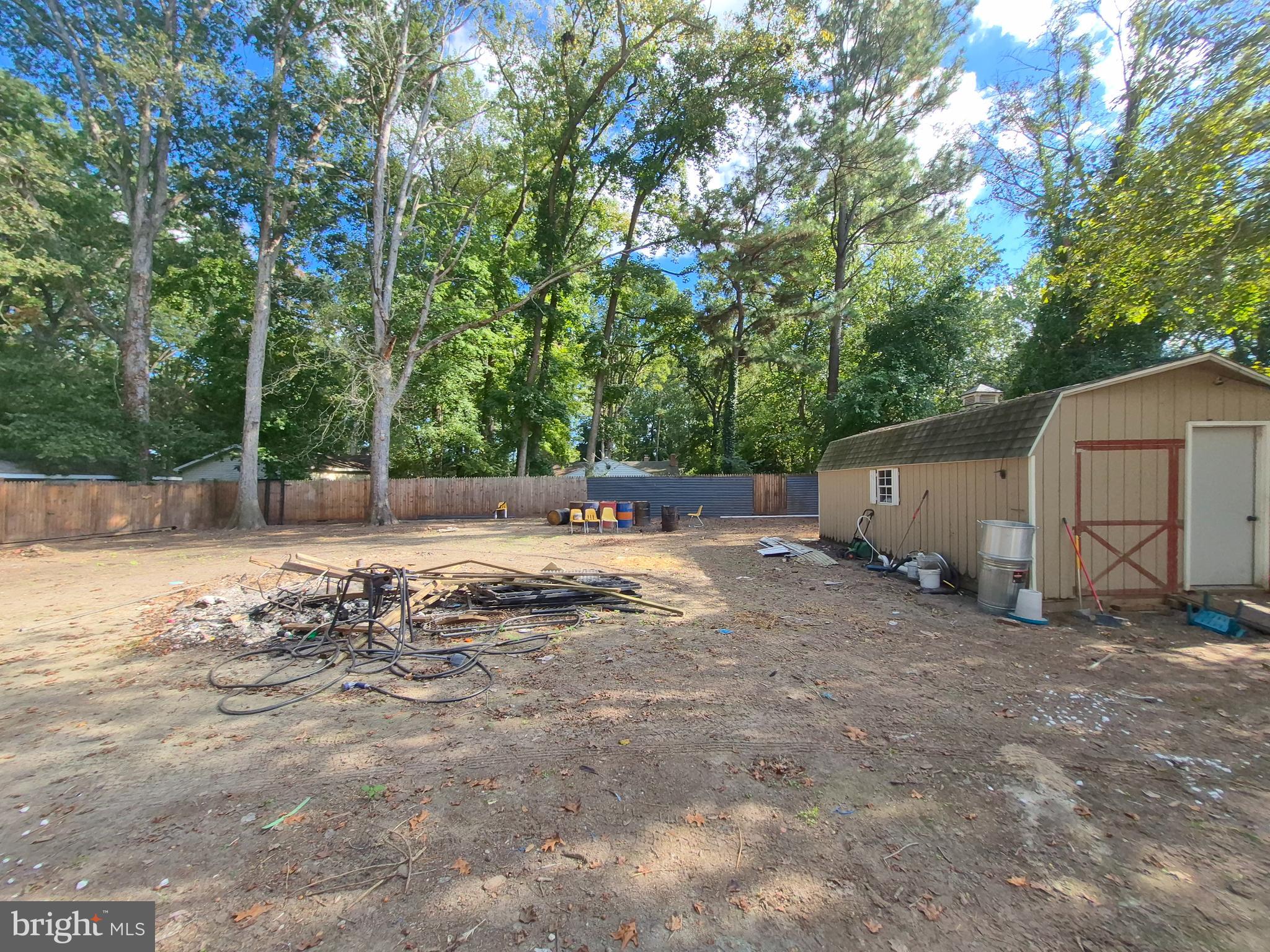 707 West Morris Leonard Road Salisbury, MD 21804 - Photo 21 of 22 a backyard of a house