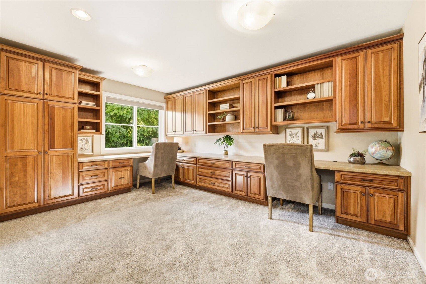 2401 Lyons Avenue Northeast Renton, WA 98059 - Photo 21 of 38