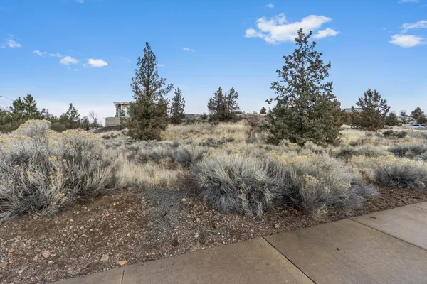 $54,900 | Southeast Fescue Lane, Madras, OR 97741