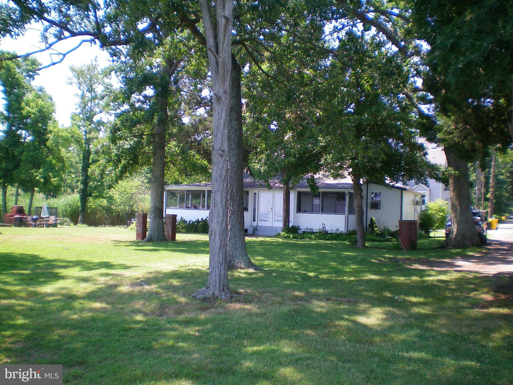 1719 Bayview Road Shady Side, MD 20764 - Photo 10 of 30 Exterior (Front)