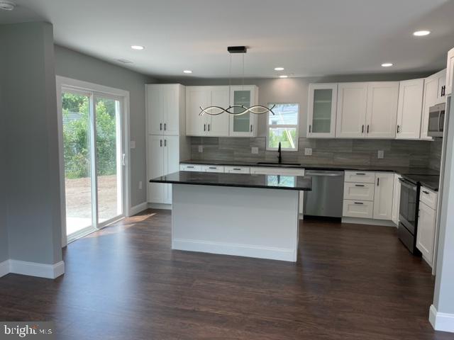 1717 Spencer Drive Croydon, PA 19021 - Photo 12 of 37