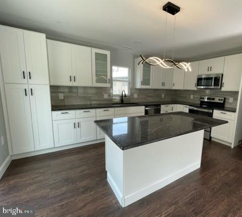 1717 Spencer Drive Croydon, PA 19021 - Photo 9 of 37