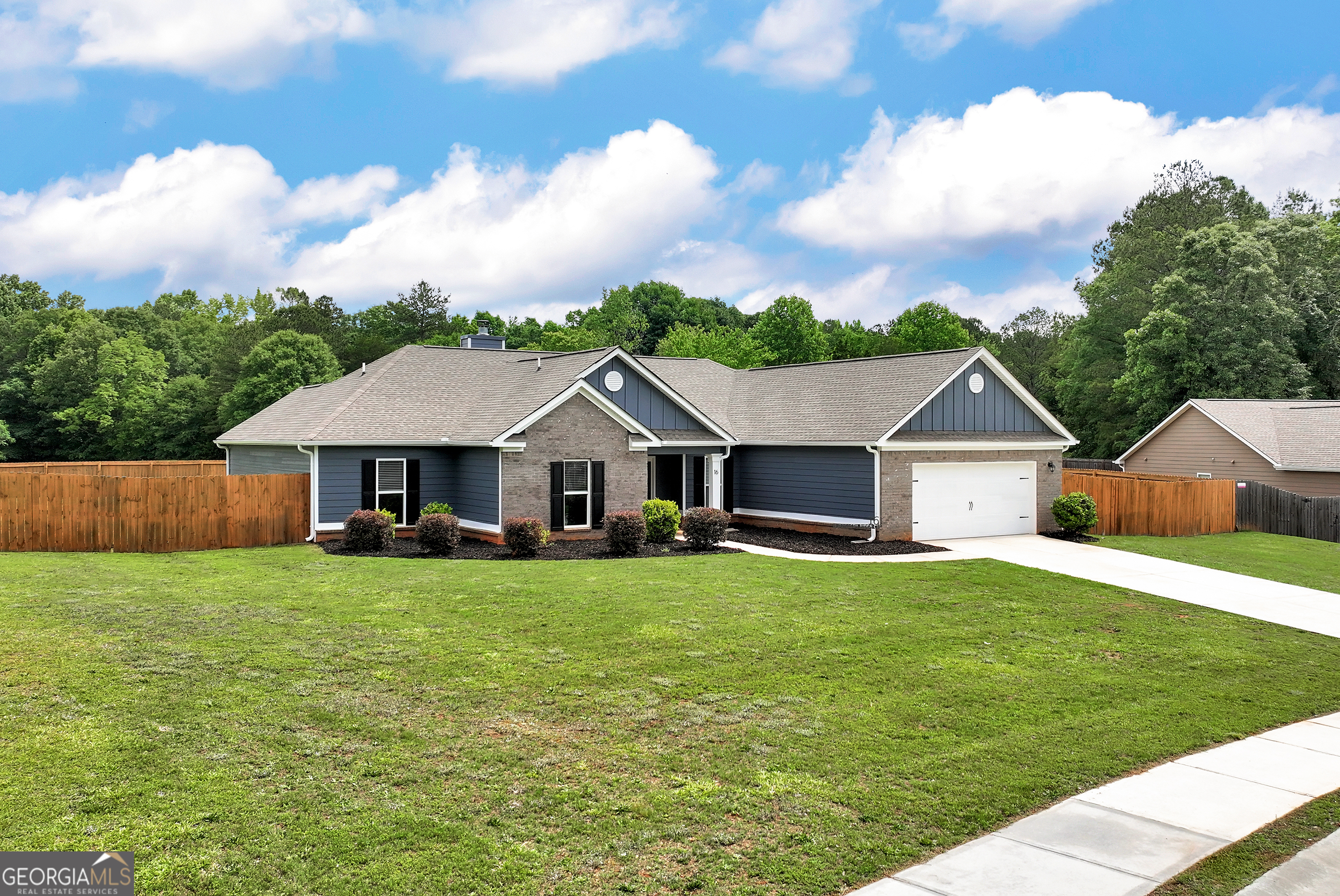 16 Evergreen Ridge Statham, GA 30666 - Photo 2 of 53