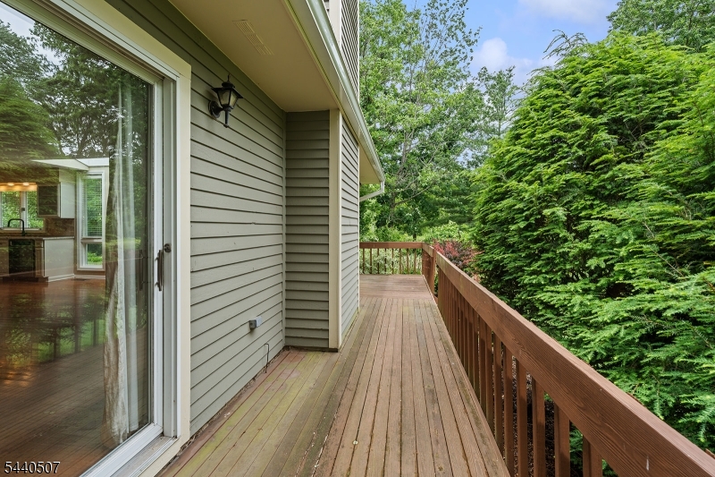 31 Stone Row Lane Oak Ridge, NJ 07438 - Photo 23 of 29