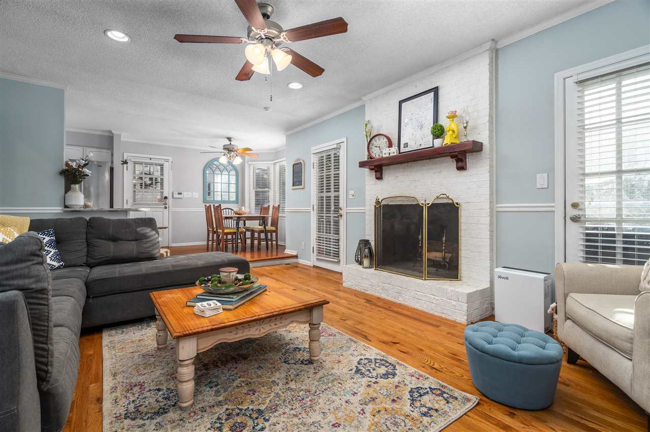 8837 Reigate Lane Raleigh, NC 27603 - Photo 13 of 30 Living Room
