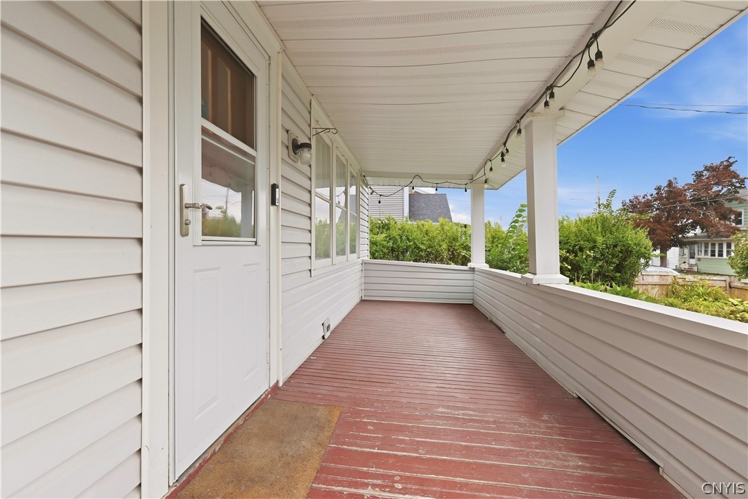 323 Harford Road Syracuse, NY 13208 - Photo 3 of 24 Gallery Image 3