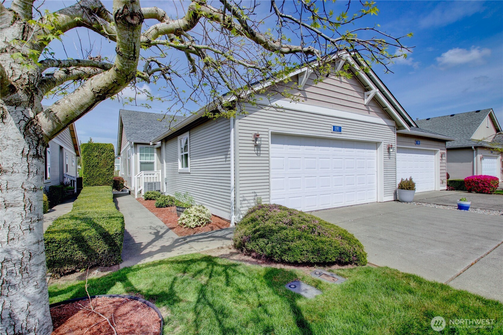 1191 Decatur Circle, Unit 17B Burlington, WA 98233 - Photo 2 of 35