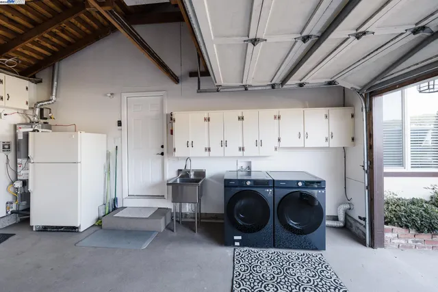 $1,074,900 | 767 Lemos Avenue, Salinas, CA 93901